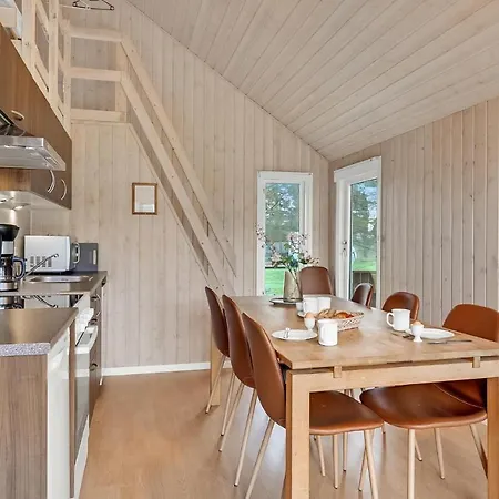 2 Bedroom Amazing In Hanstholm
