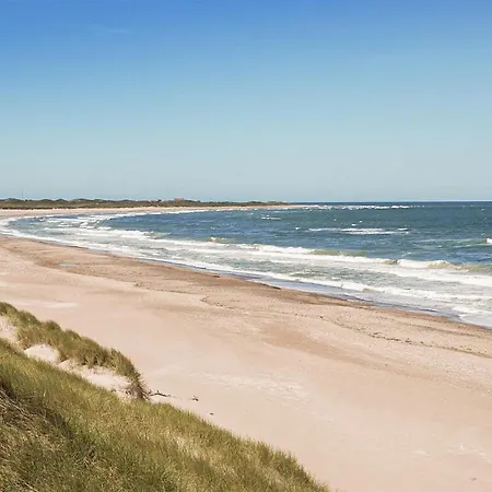 2 Bedroom Amazing In Holiday home